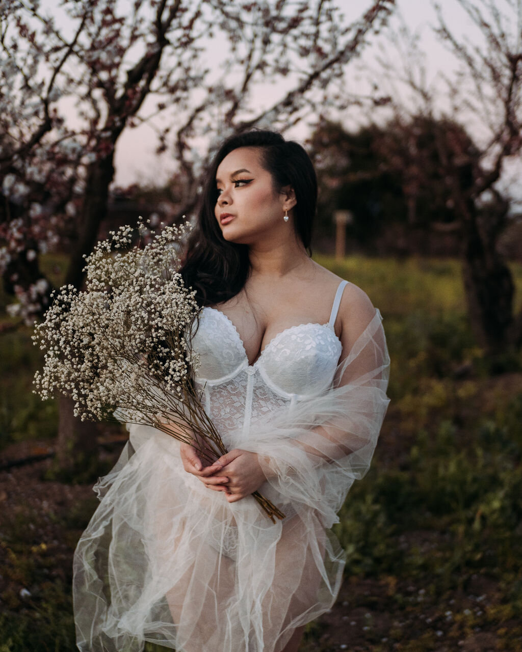 Joyce Li Photography Destination Wedding Elopement Engagement Lifestyle Portrait Photographer West Coast Seattle Washington California cherryblossomboudoir-30