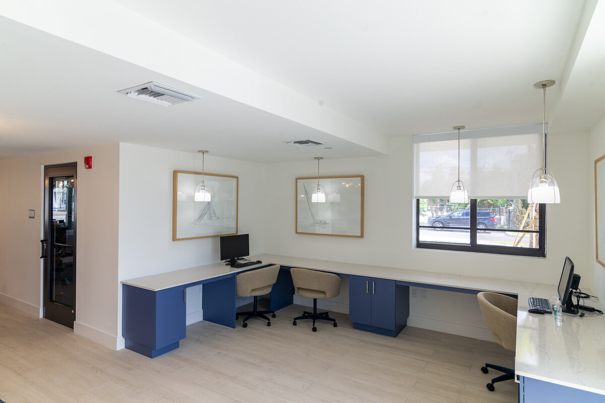 062524BERKELYPALMBEACH-107