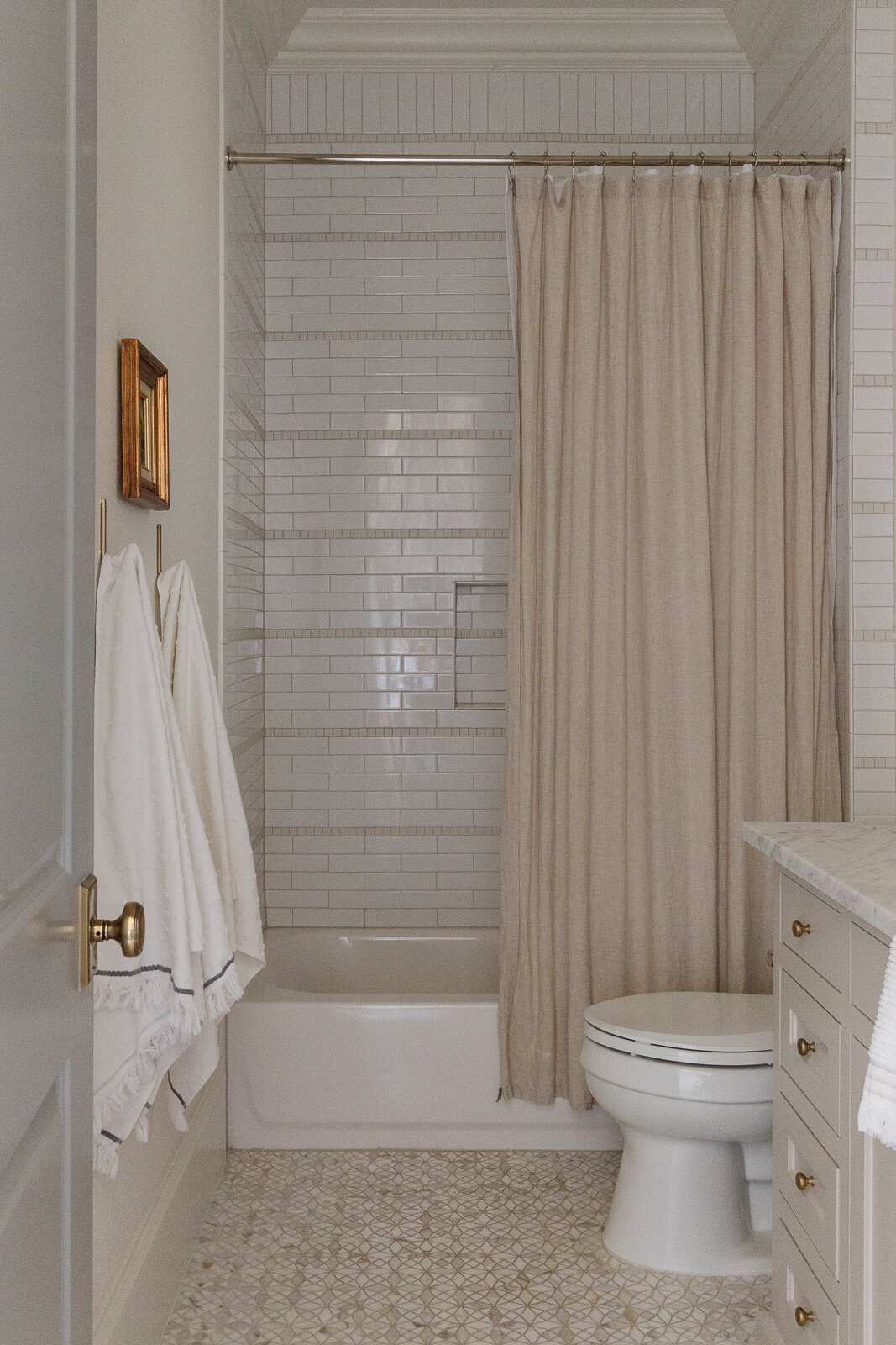 Guest Bathroom 2