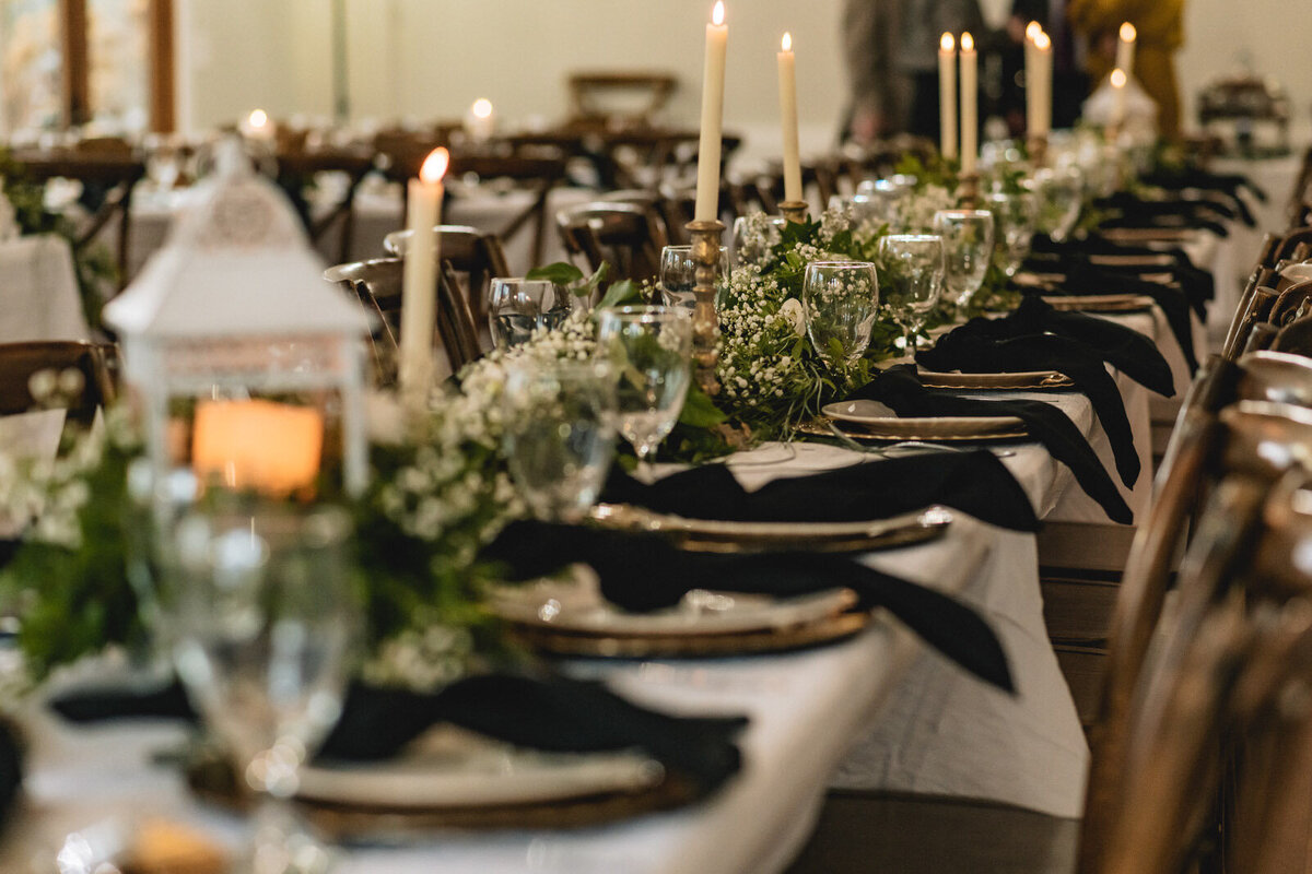 black-and-white-reception-setting