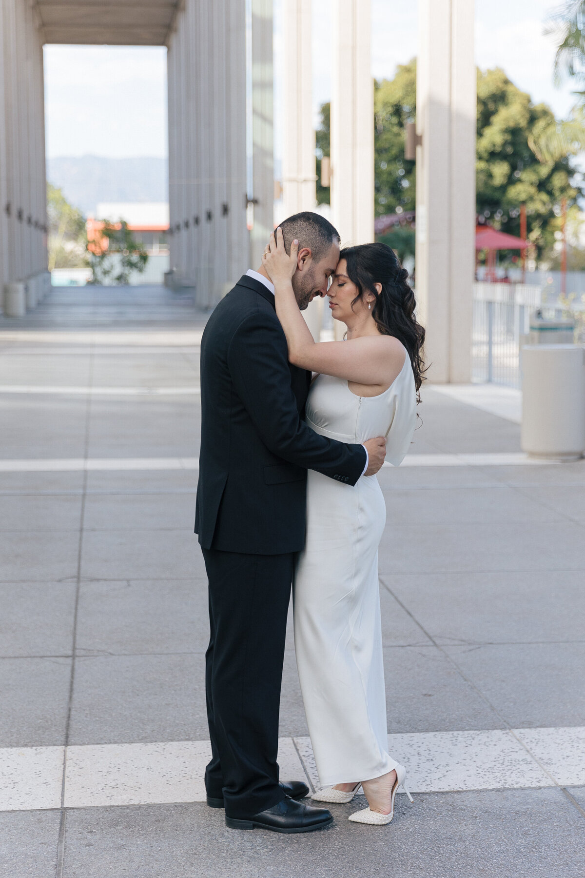 dowtown-los-angeles-Engagement-photos-1-adrian-mayra