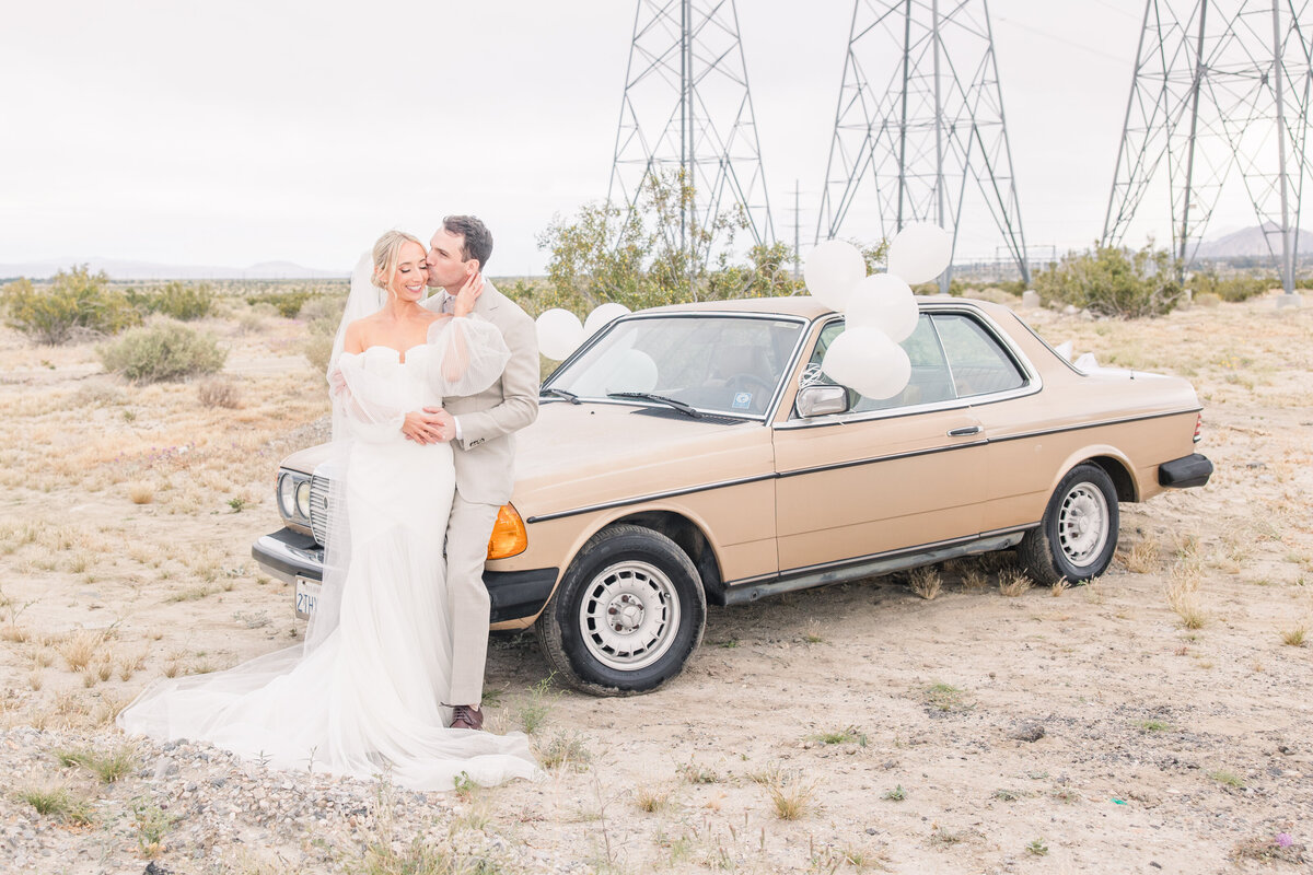 The Estate at Via Las Palmas Palm Springs Light and airy spring wedding southern california wedding venue luxury photography-243