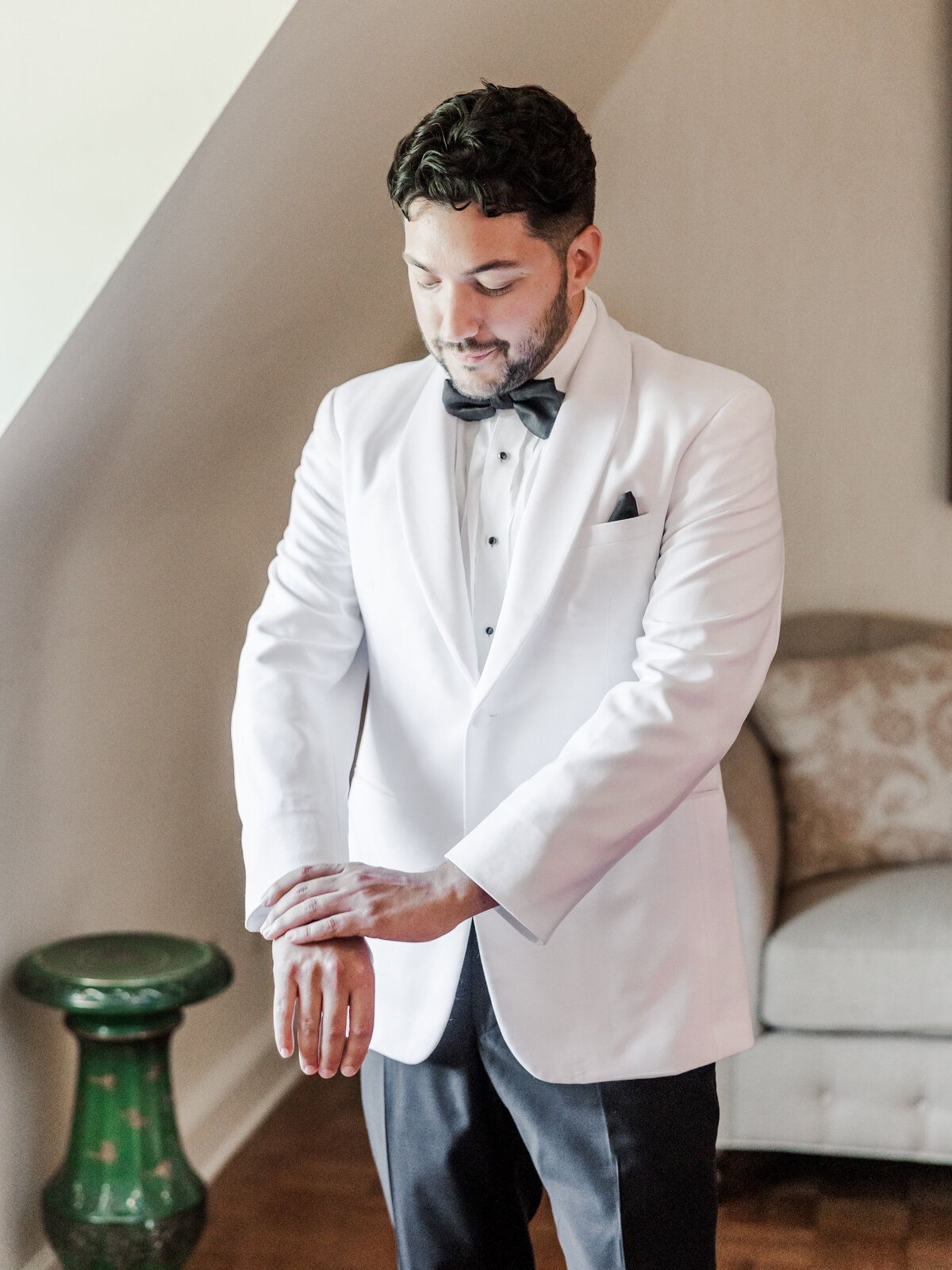 brittany-graf-photography-andrew-anthony-wedding-saint-clements-castle-portland-ct-17