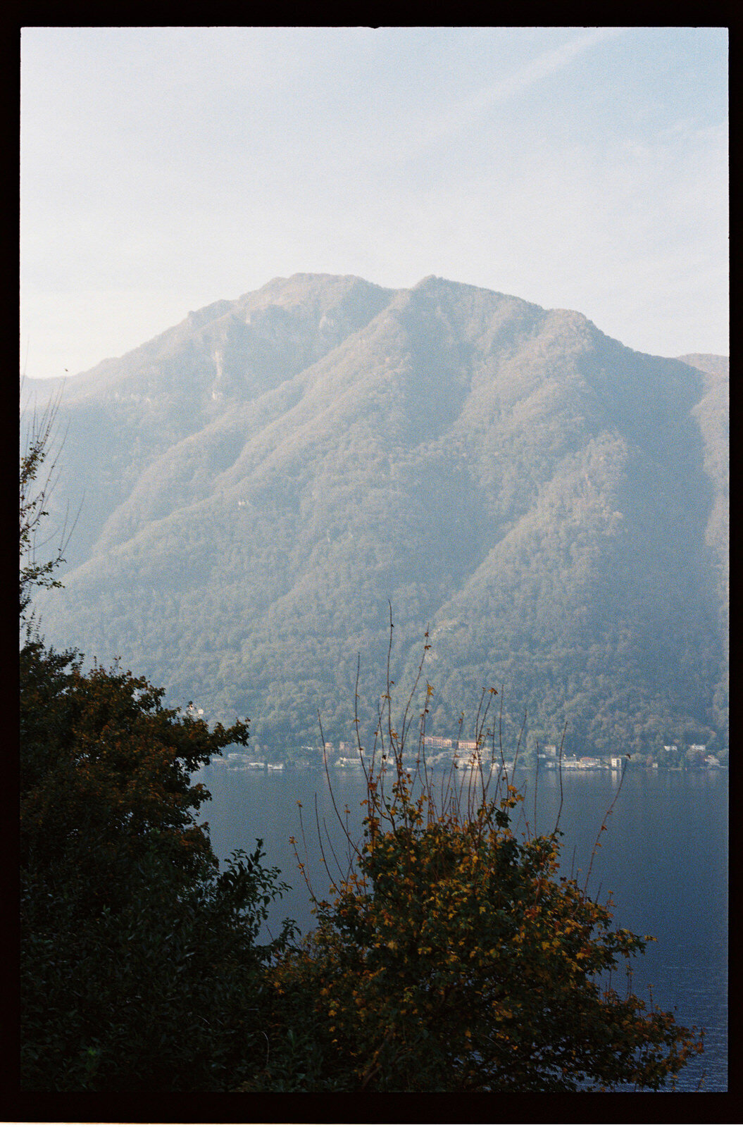 Flora_And_Grace_LakeComo_Editorial_Wedding_Photographer (5 von 11)