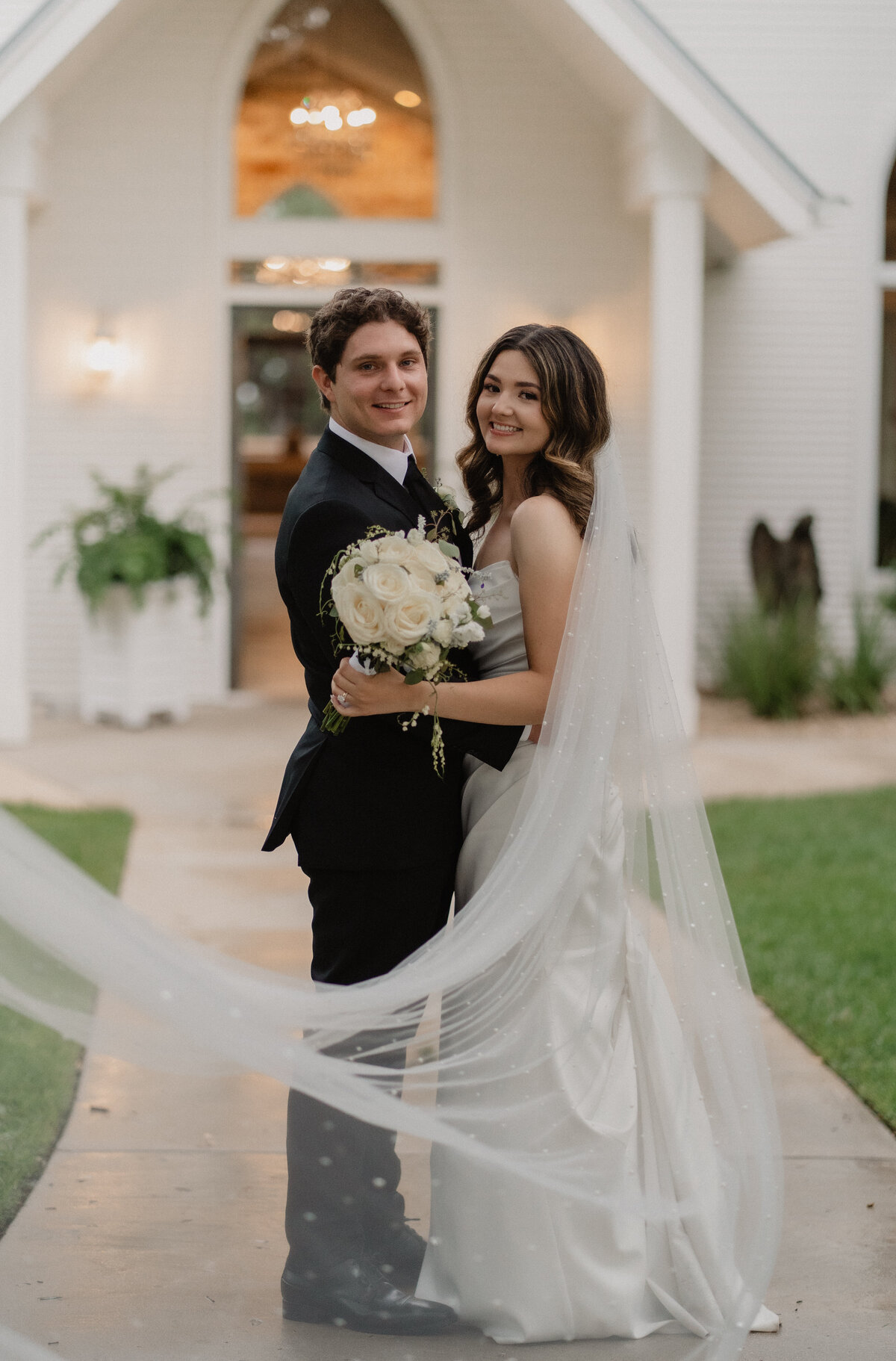 N&TWeddingPreviews-68