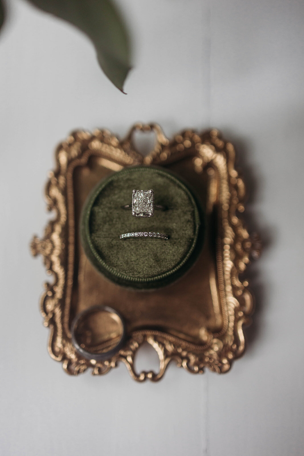 Red Pine Point Indian River Michigan Intimate Wedding Details K. E. Rogers Photography-7