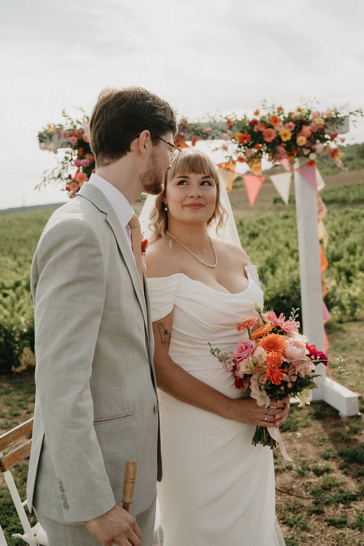 british-hungarian-wedding_byblankakatko-14