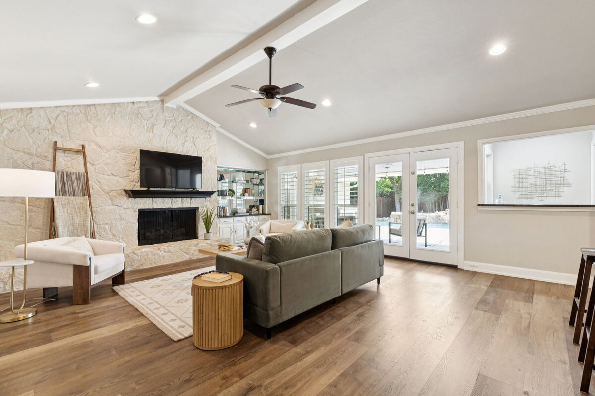 13-14420Overview_013