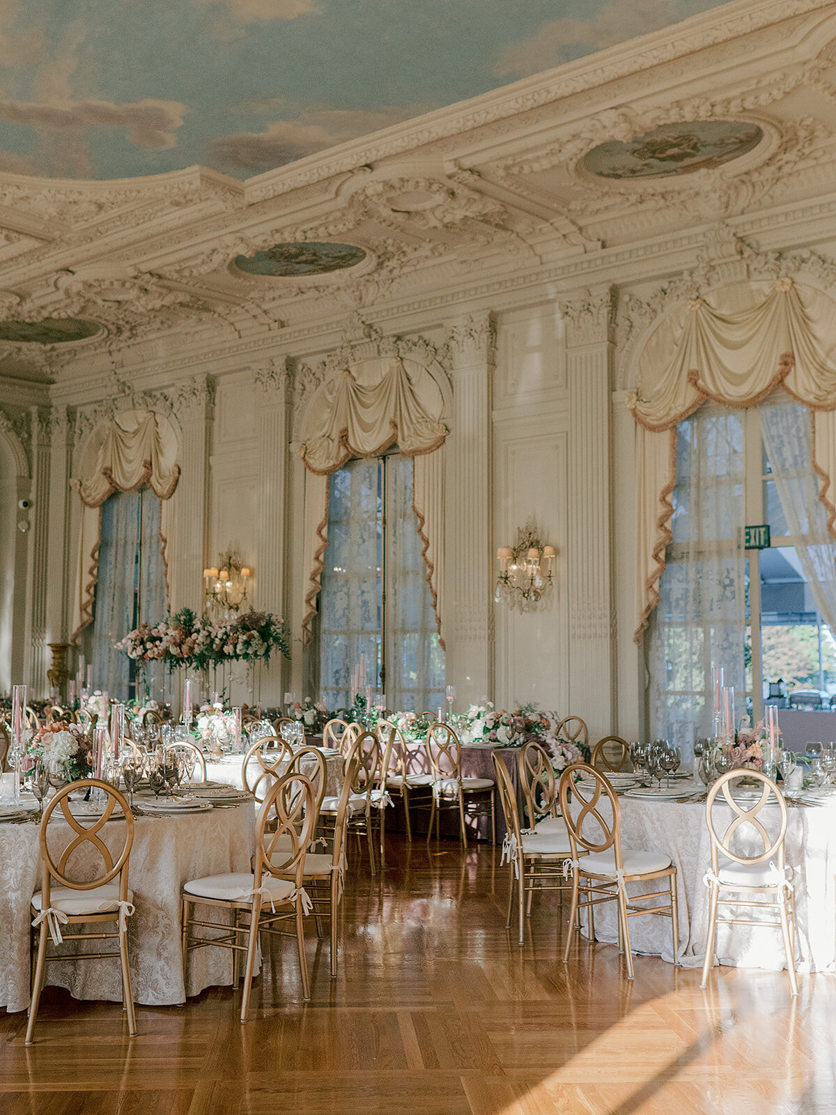 Kate_Murtaugh_Events_wedding_planner_dinner_reception_Rosecliff_Mansion