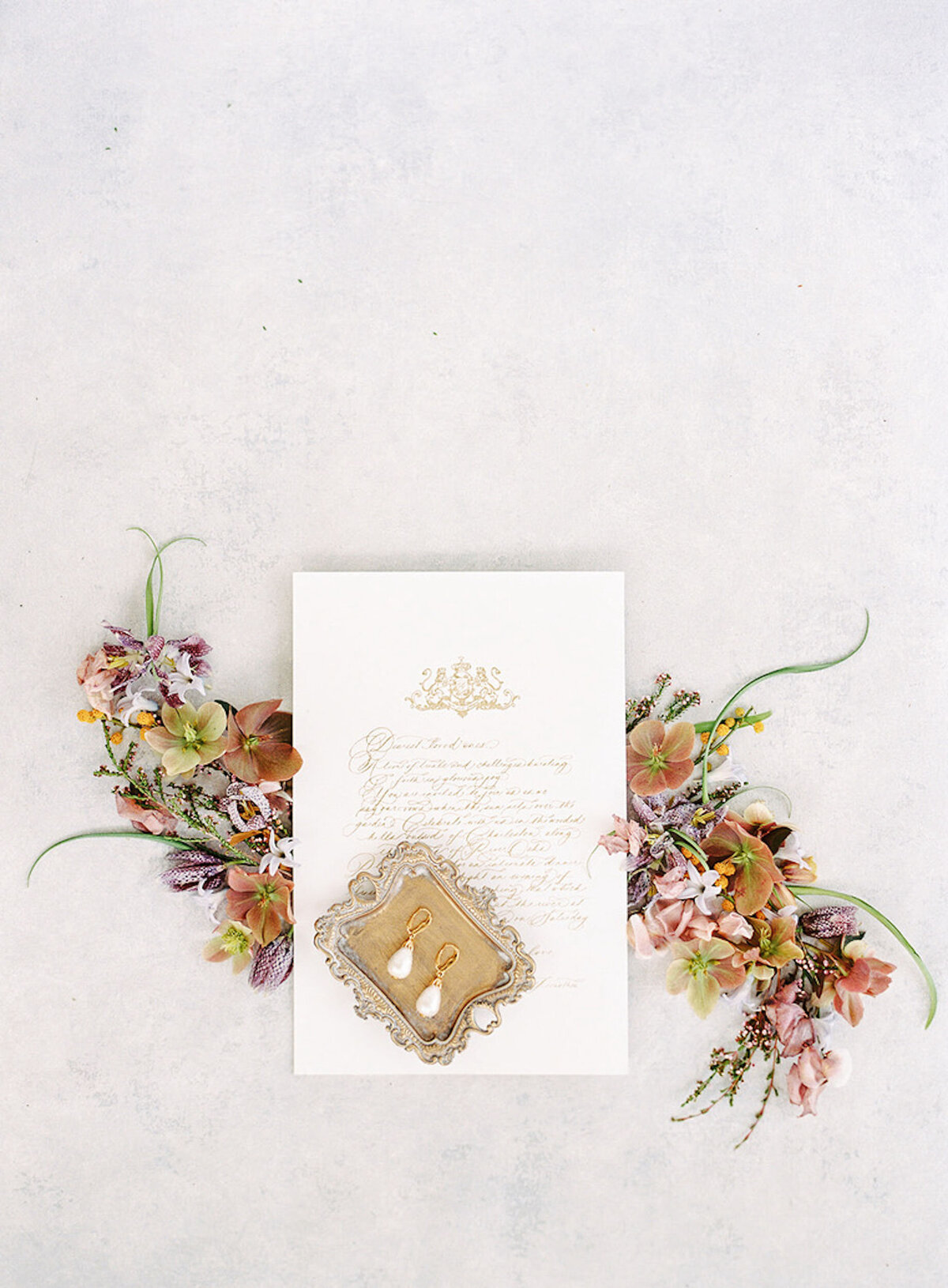 handmade-wedding-invitation-florals