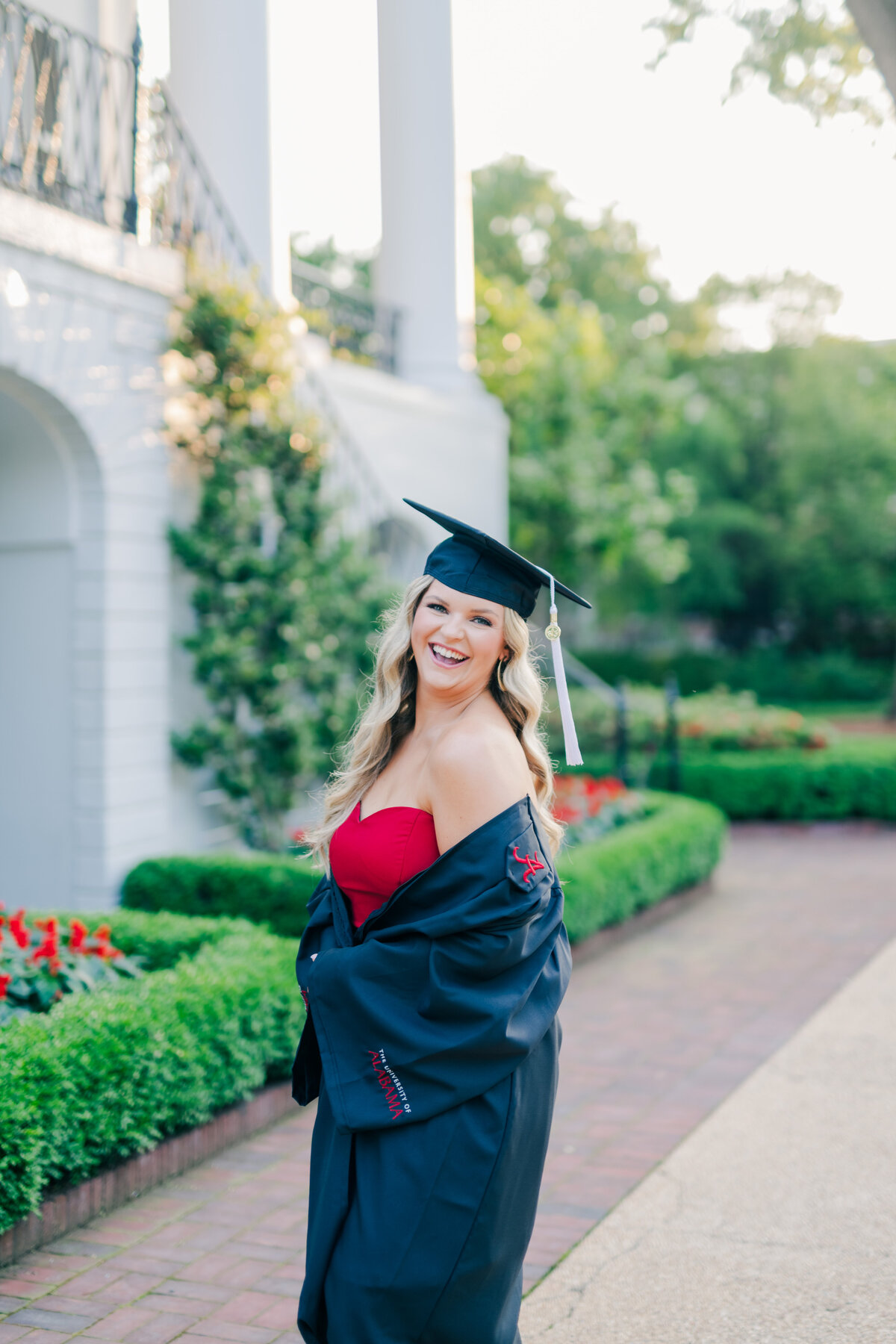 Senior Picture Photographer Near Me Orange County thumbnail