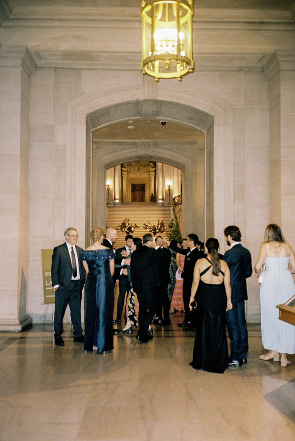 Lauren+Alex_sf_city_hall_032