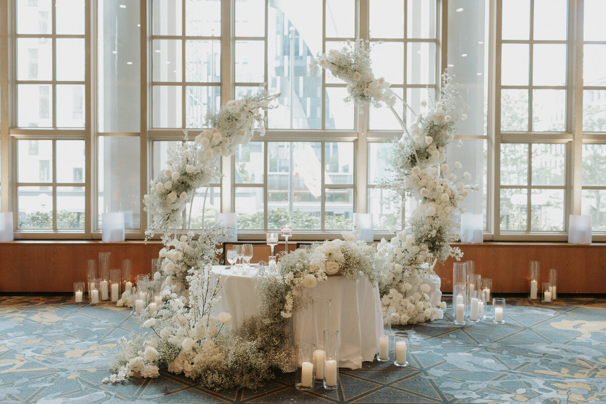 White-Fairmont-Olympic-Wedding-FLORA-NOVA-DESIGN-SEATTLE00018