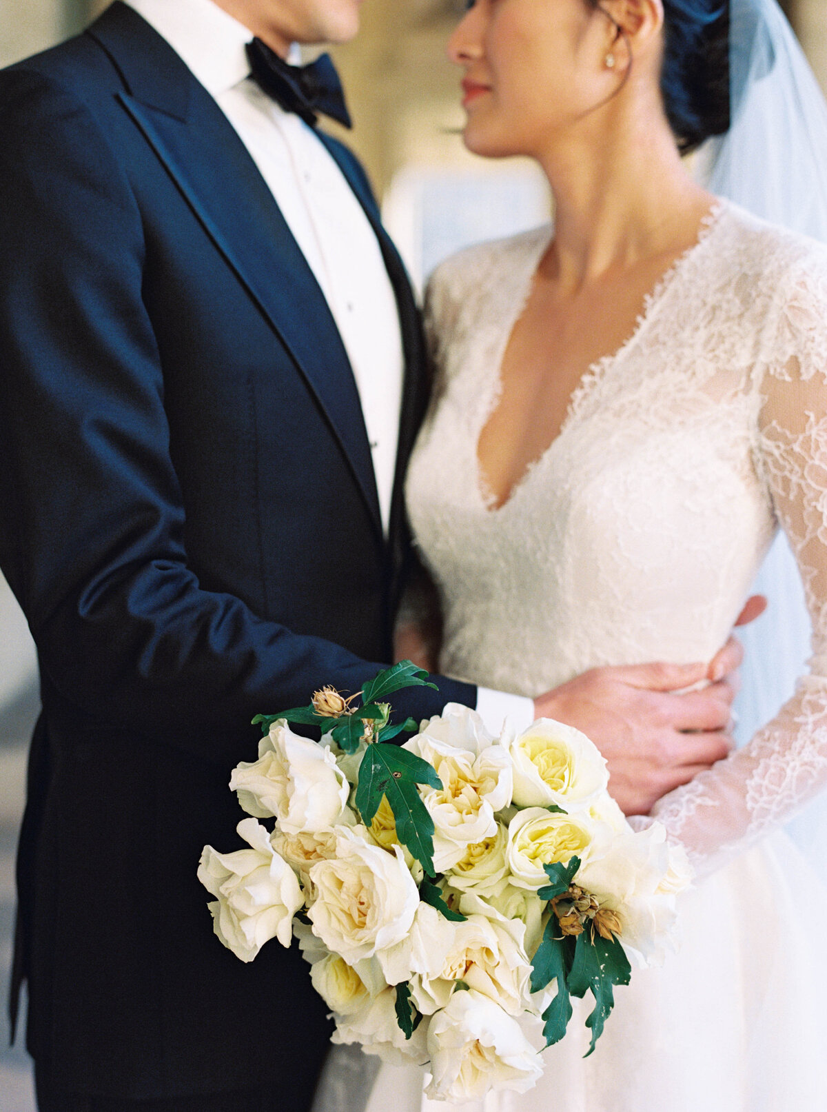 Paris Louvre Wedding Photographer - Janna Brown