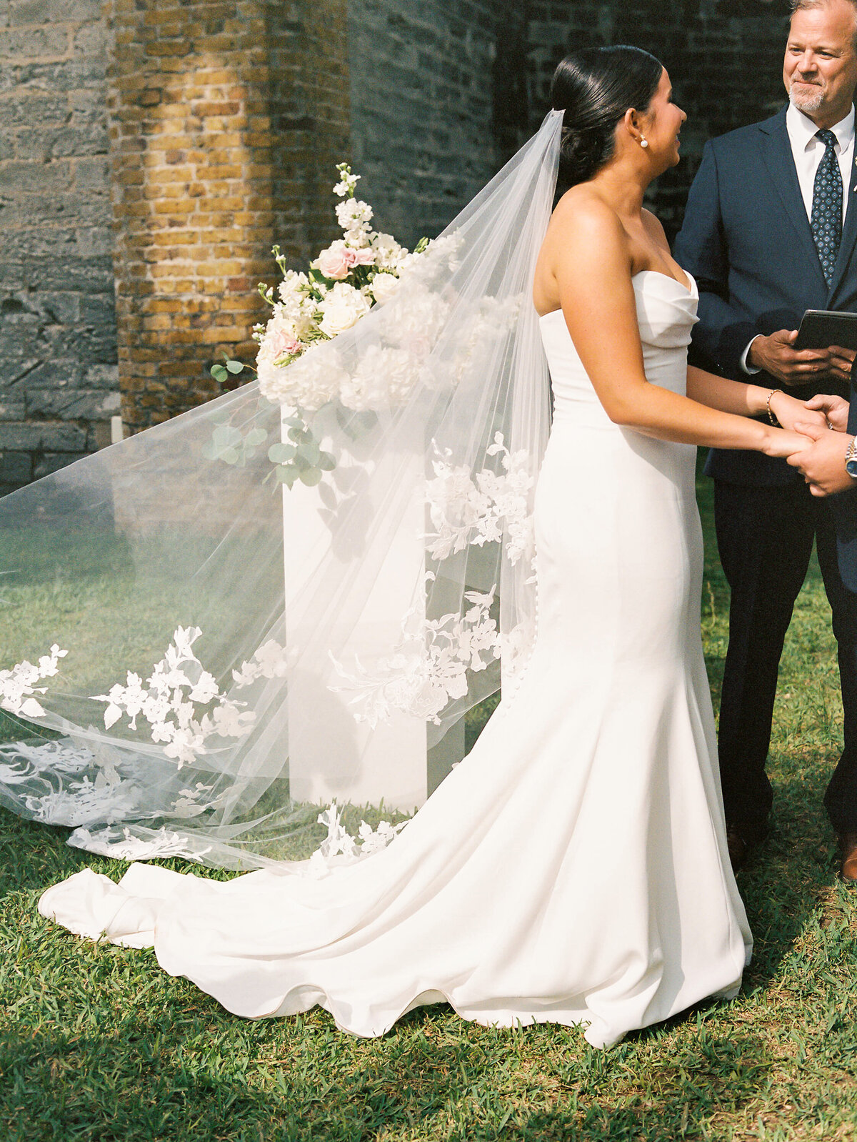 Hayley+Zach_Wedding_SNEAK_FoxtailCo_-386