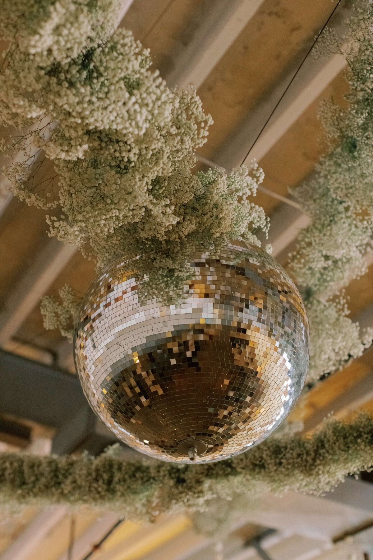 megan-alex-hanging-floral-installation-union-market-dc-springvale-floral-2