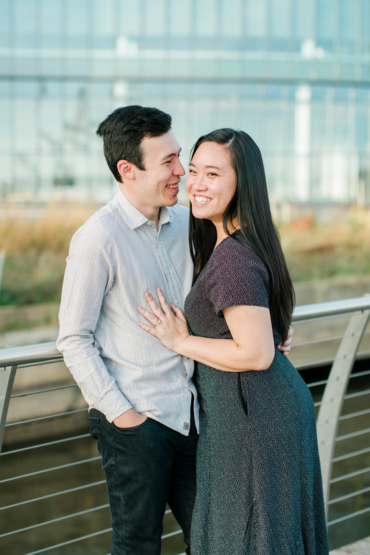 Becky_Collin_Navy_Yards_Park_The_Wharf_Washington_DC_Fall_Engagement_Session_AngelikaJohnsPhotography-7736