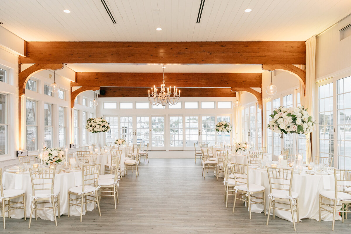wychmere-beach-club-Elizabeth-and-Greg-Emily-Wren-Photography-116
