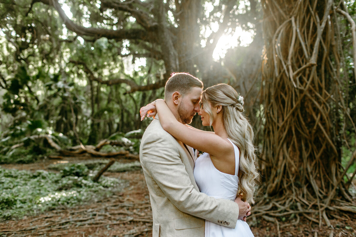 Kendall_Dylan_Magical_Hawaii_Elopement-2-53