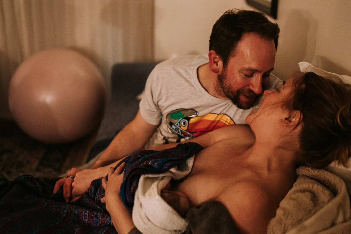 birth-photographer-doula-buckinghamshire-31