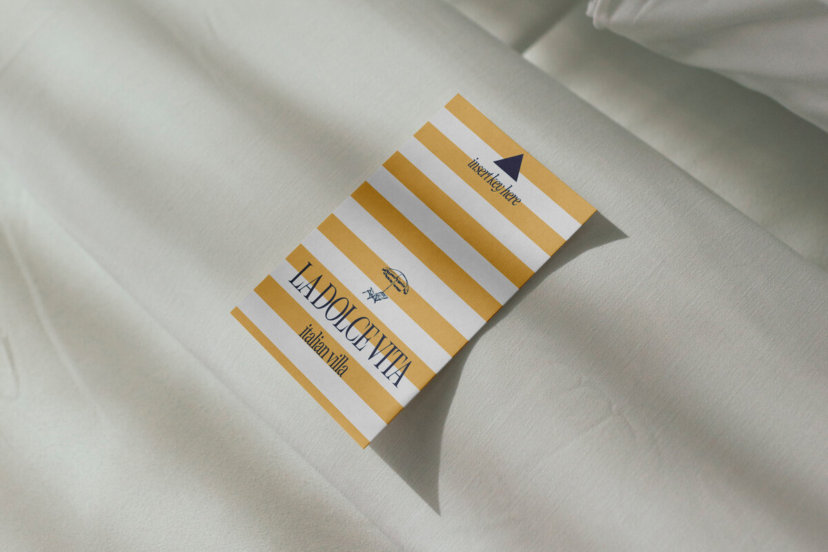 Hotel Room Card Mockup V2