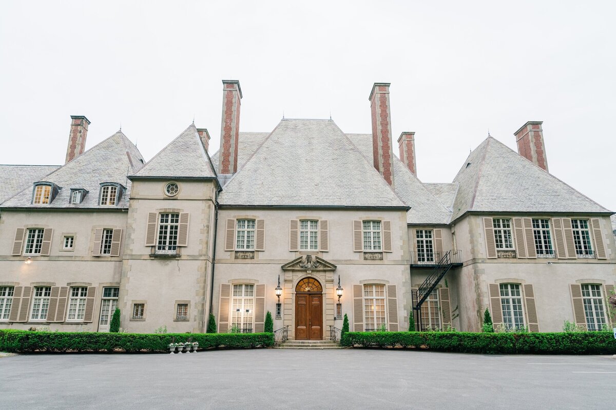 The exterior of Glen Manor House. 