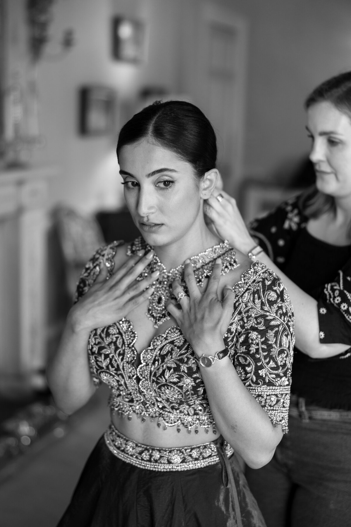 Bridal prep at Sezincote wedding