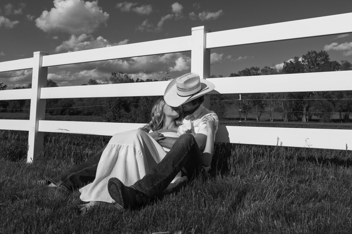 Picnic engagement photoshoot, western cowboy engagement photos, RCC Photography-07