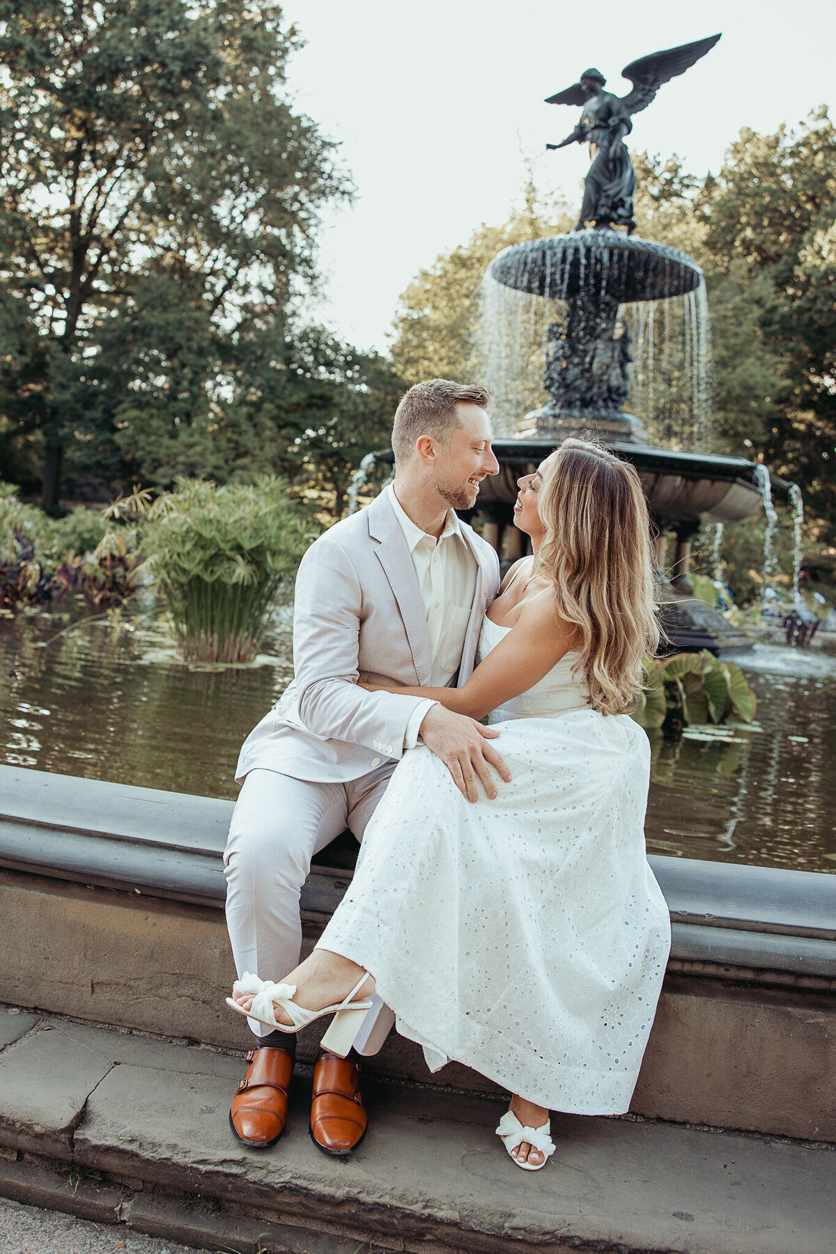 nyc wedding photographer nyc engagement session central park engagement shoot-1