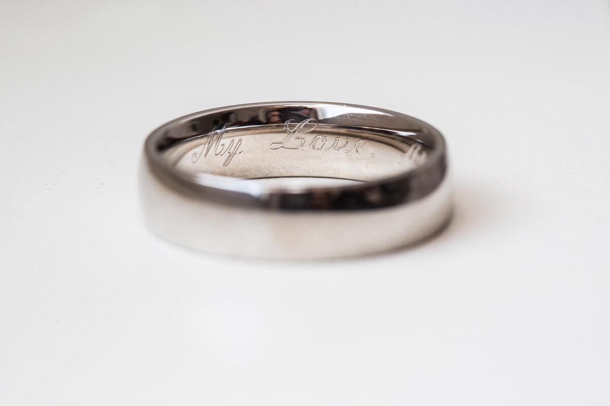 macro-wedding-rings