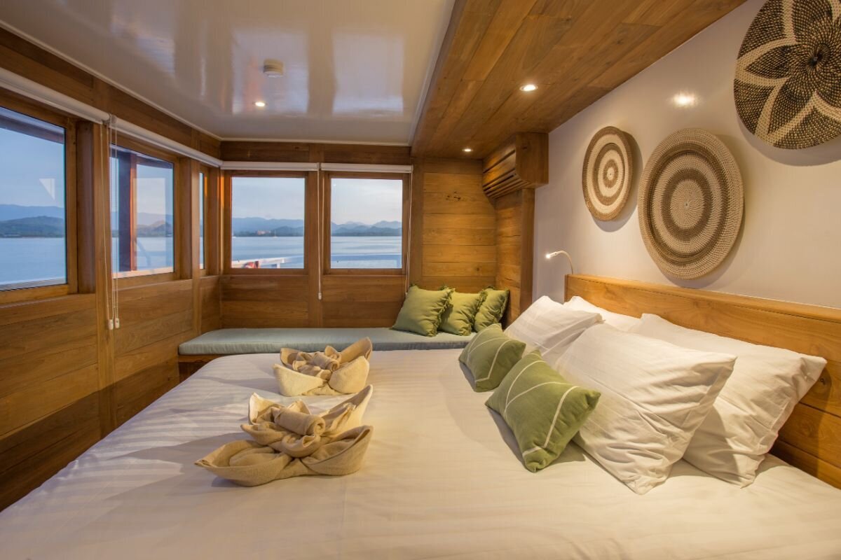 Harmoni Luxury Indonesia Yacht Charter - Harmoni Luxury Indonesia Yacht Charter2