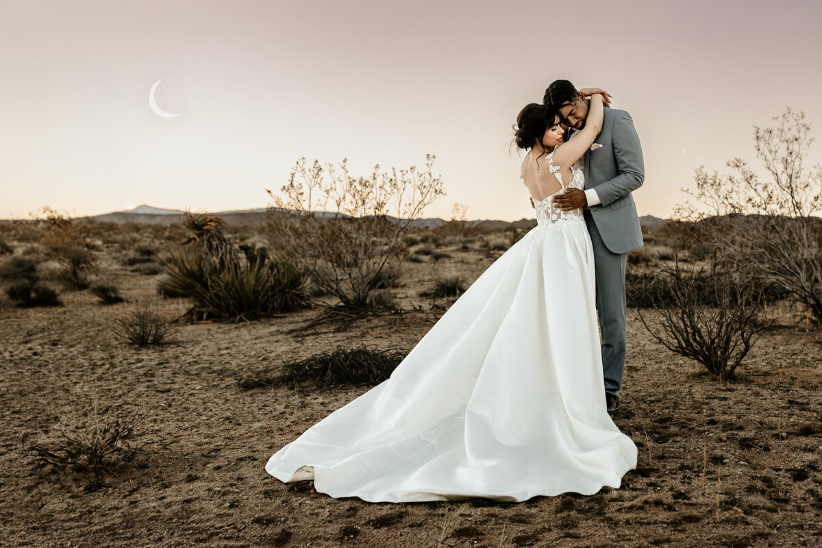 mkphotography_joshuatreewedding_web-70
