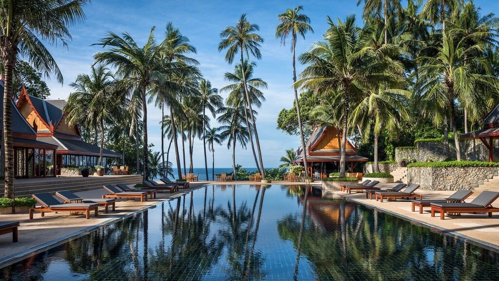 aman-luxury-hotel-six-star-beach-resort-yoga-wellness-pool
