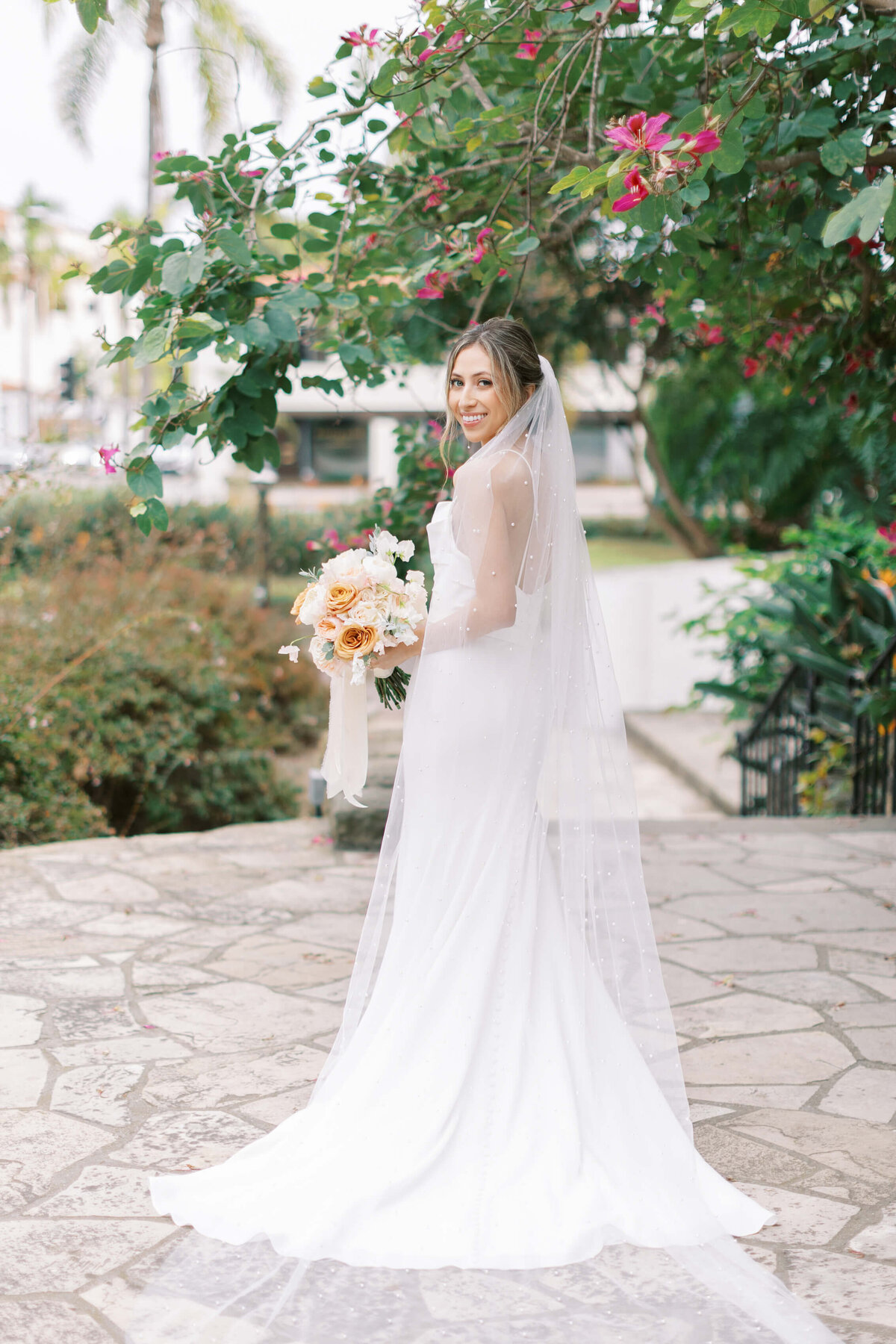 Villa-&-Vine-Wedding_Santa-Barbara-Wedding_Southern-California-Wedding-Photographer_Lisa-Leanne-Photography_40