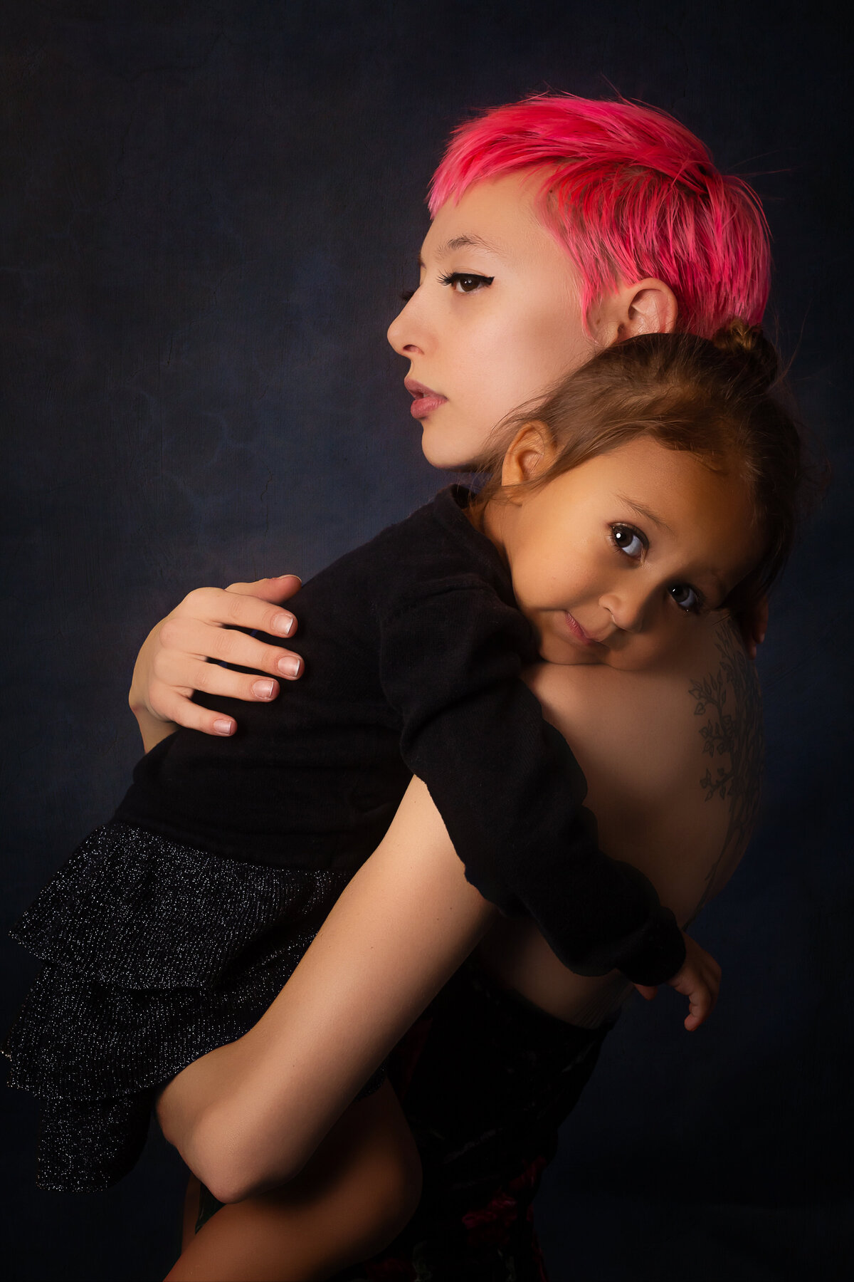 Moody and dramatic fine art family portraits in Kansas City