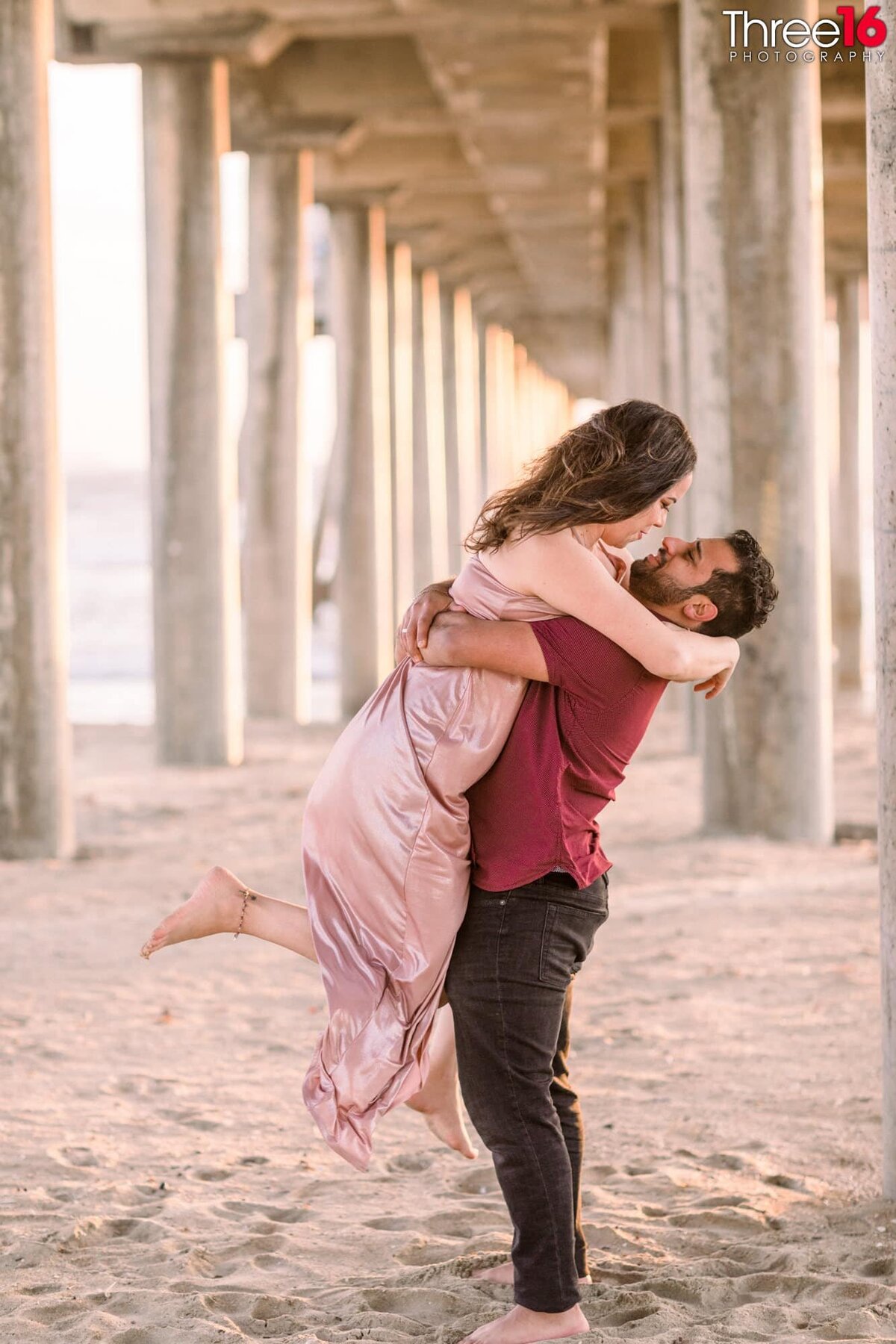 Huntington Beach Pier Engagement Photos-1003