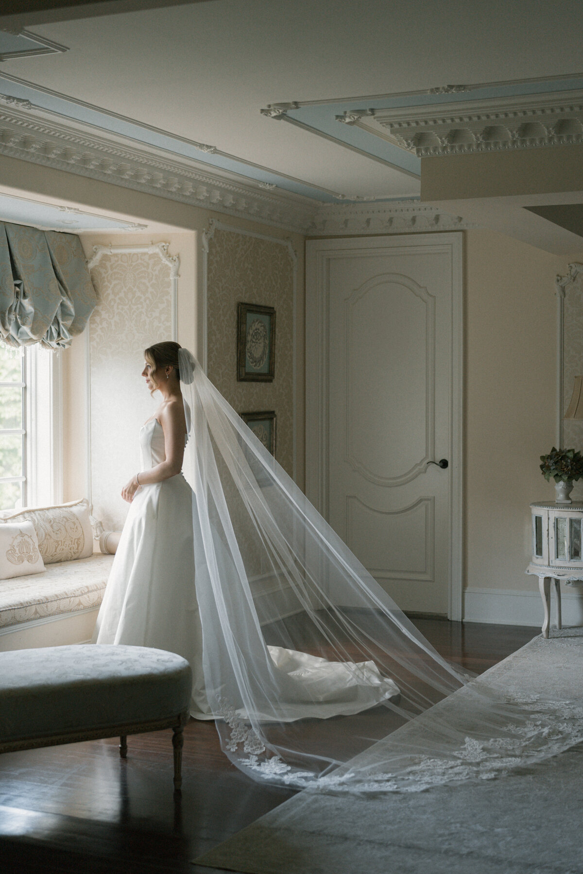 Grace & Ardor Co. East Coast Wedding Engagement Photography Pennsylvania New York City New Jersey Philadelphia Timeless Bold Art Direction Editorial Erin McGeever Ashford Estate Fall-12