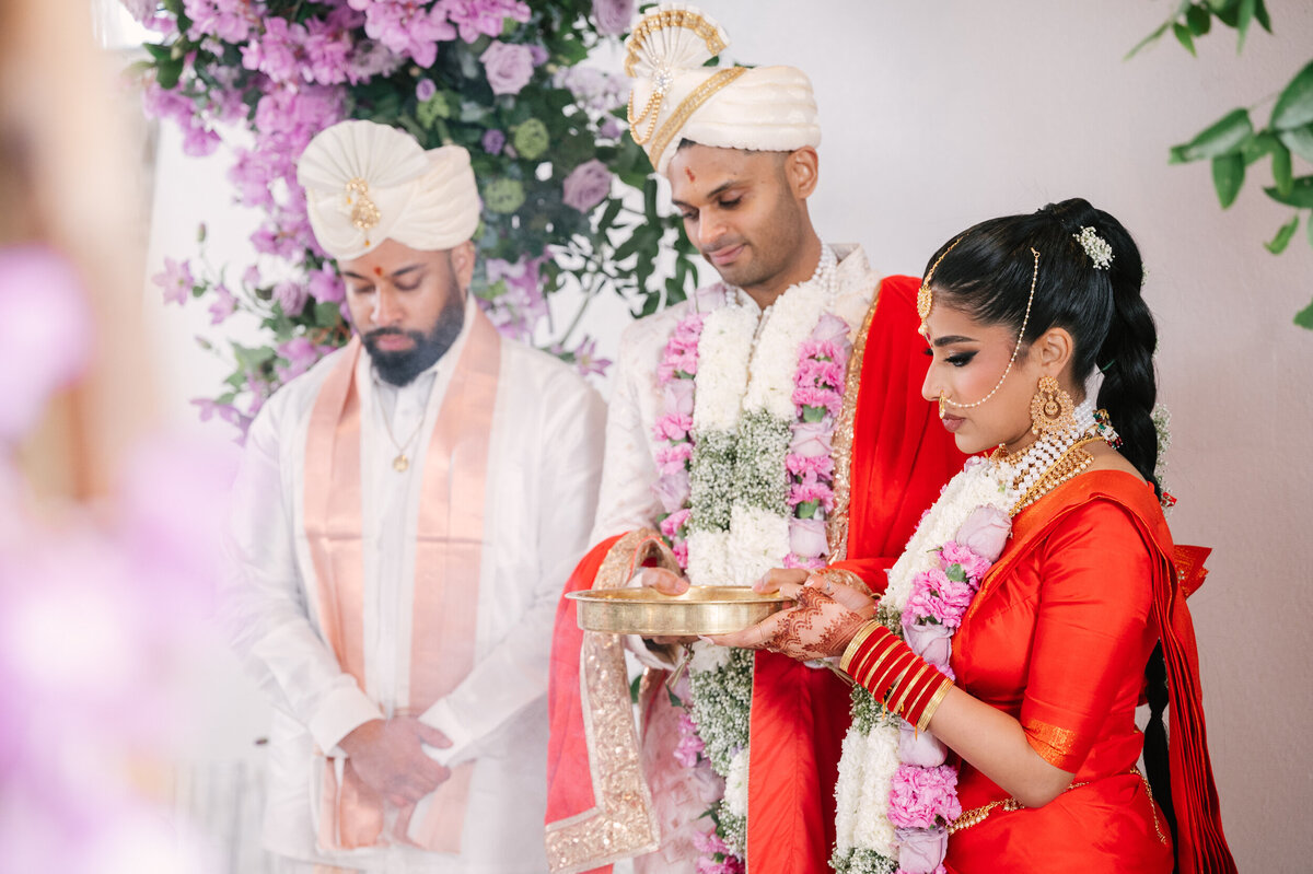 strokes-photography-luxury-indian-weddings-guild-inn-toronto-tamil-wedding-121