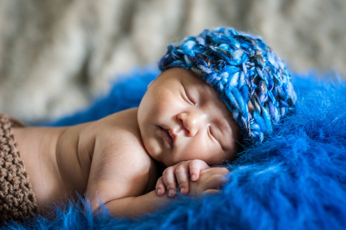 Adorable Newborn Photoshoot in Orange County, Southern California | One Shot Beyond Photography