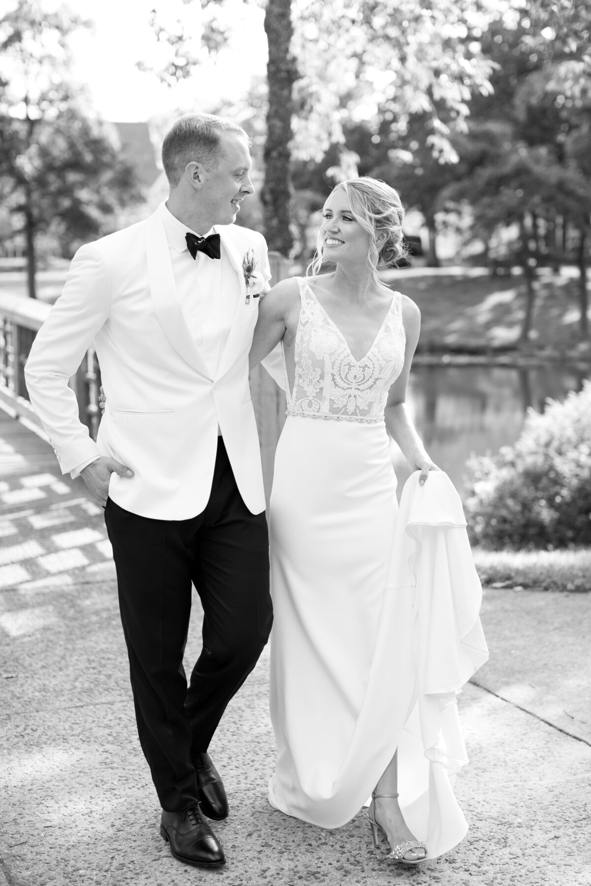 ashley-mac-photographs-new-jersey-new-york-connecticut-romantic-elegant-wedding-photography-warm-editing-75