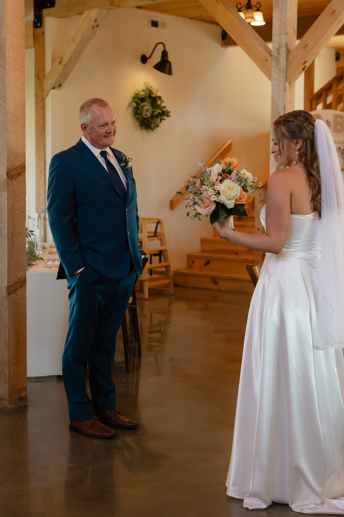 Sydney and Brant's Rustic Midwest Wedding Photography-113