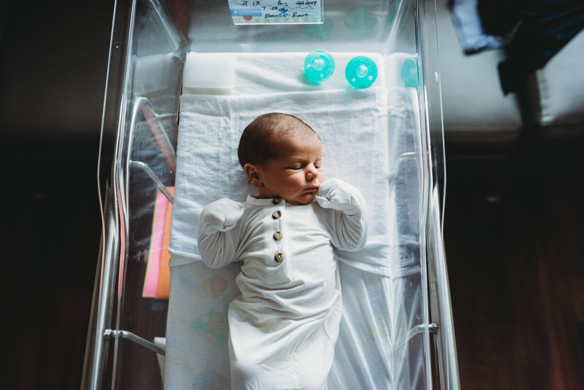 mansfield-texas-baylor-hospital-newborn-photos