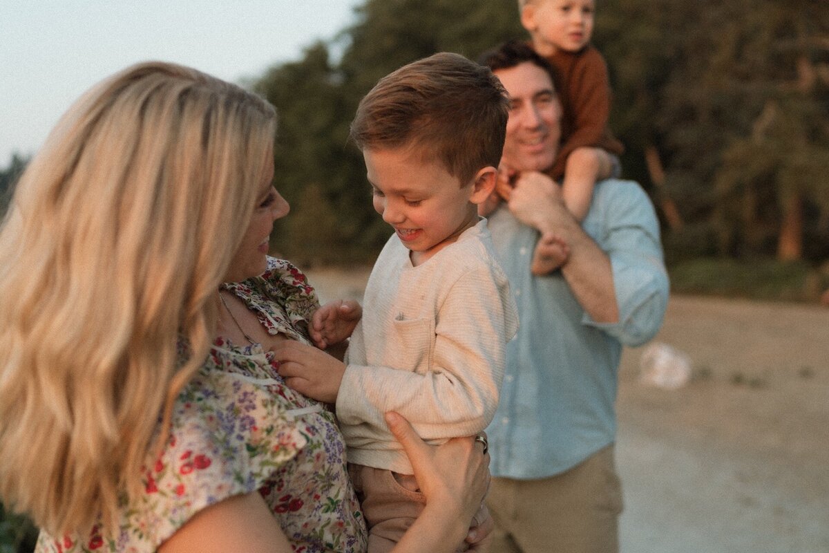 summer-beach-session-seattle-family-photographer