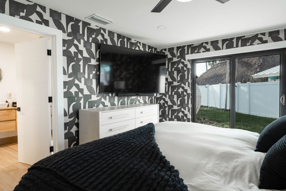 Bedroom 1 (2)