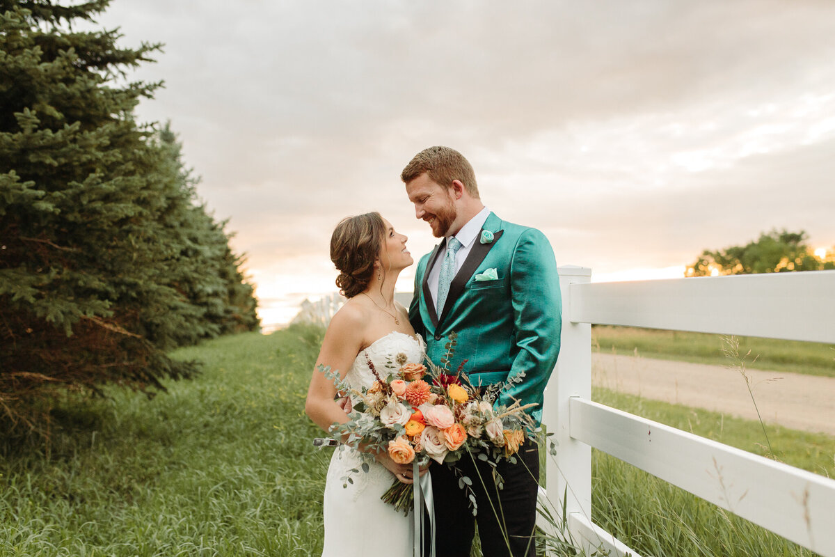 Minneapolis-wedding-photographer00345
