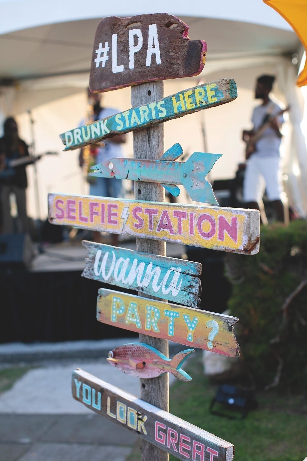 Revolve-Bermuda-Raft-Up-Party-Dasfete-22