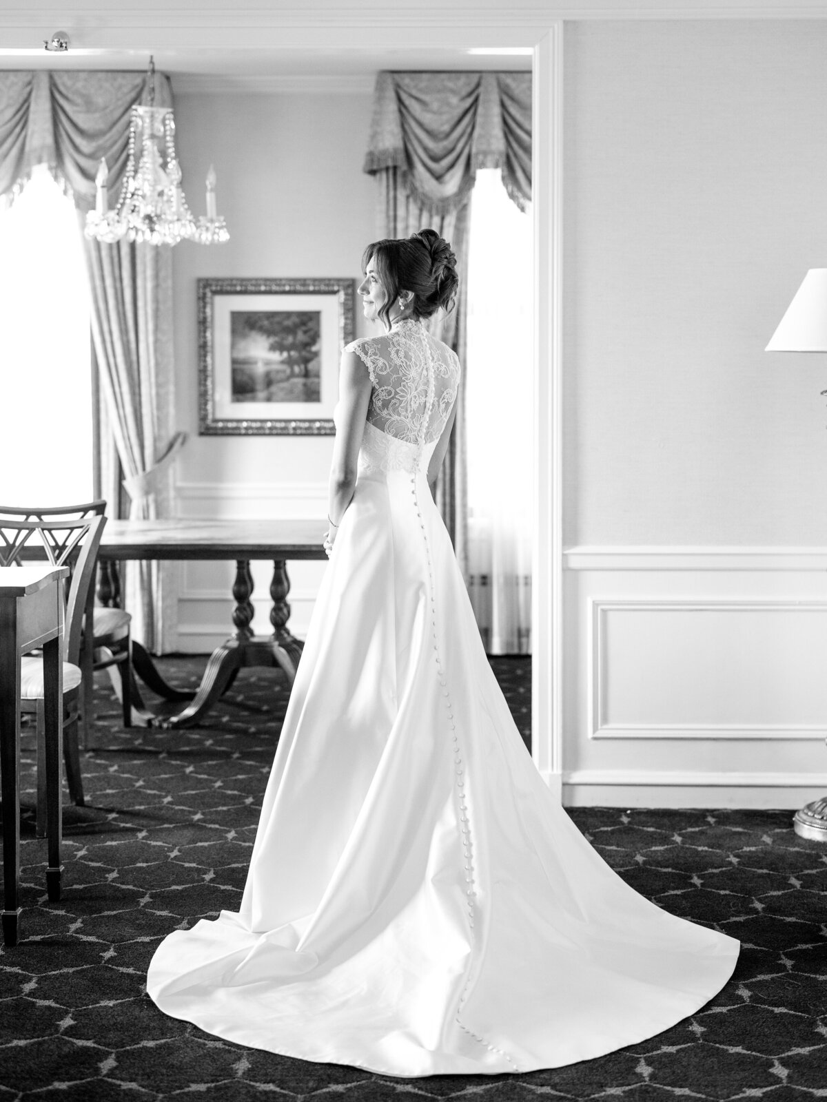 The Drake Hotel Chicago Wedding Photos-31