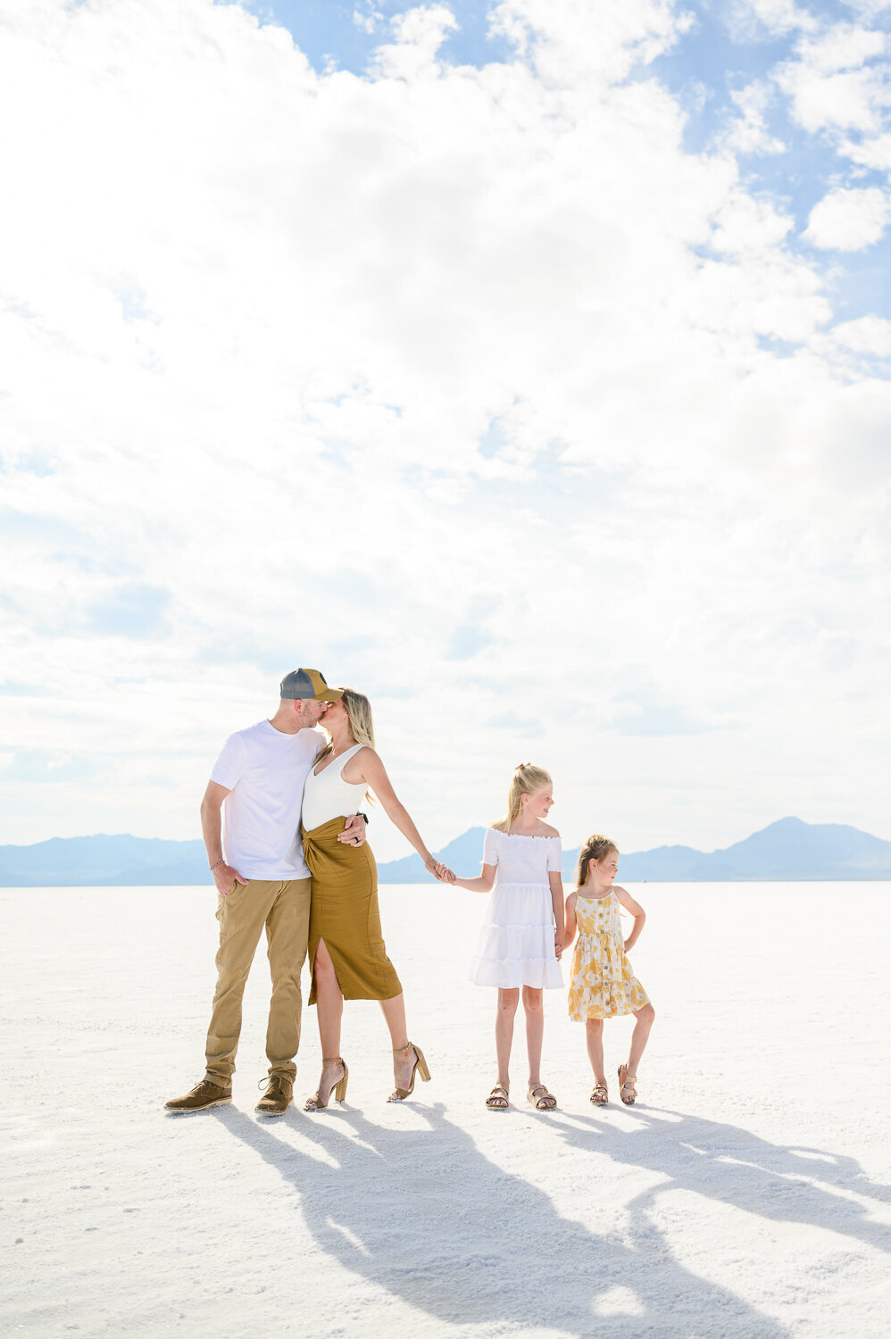 Bonneville-salt-flats-utah-family-photographer-alice-photo-co-3041