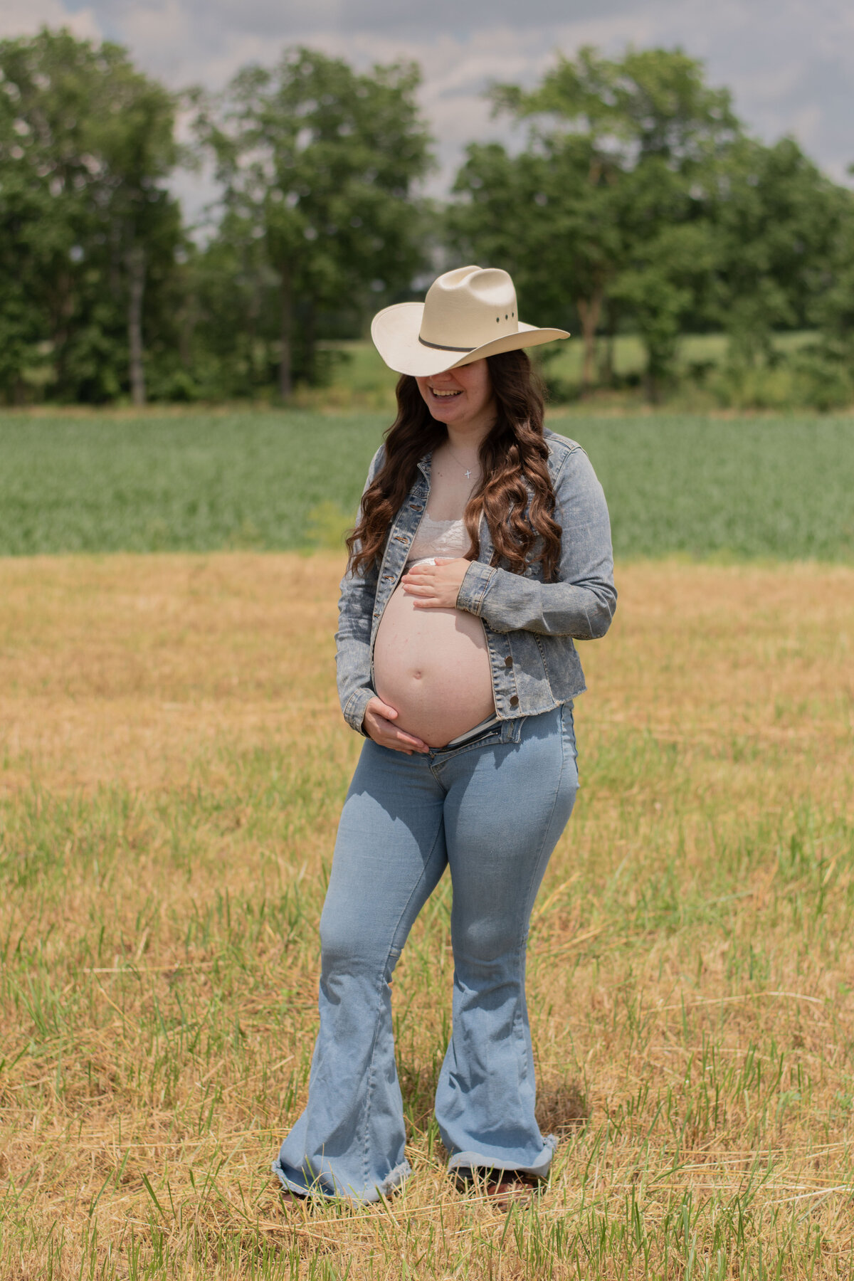 Gabby's Maternity Photos_June 2024_016