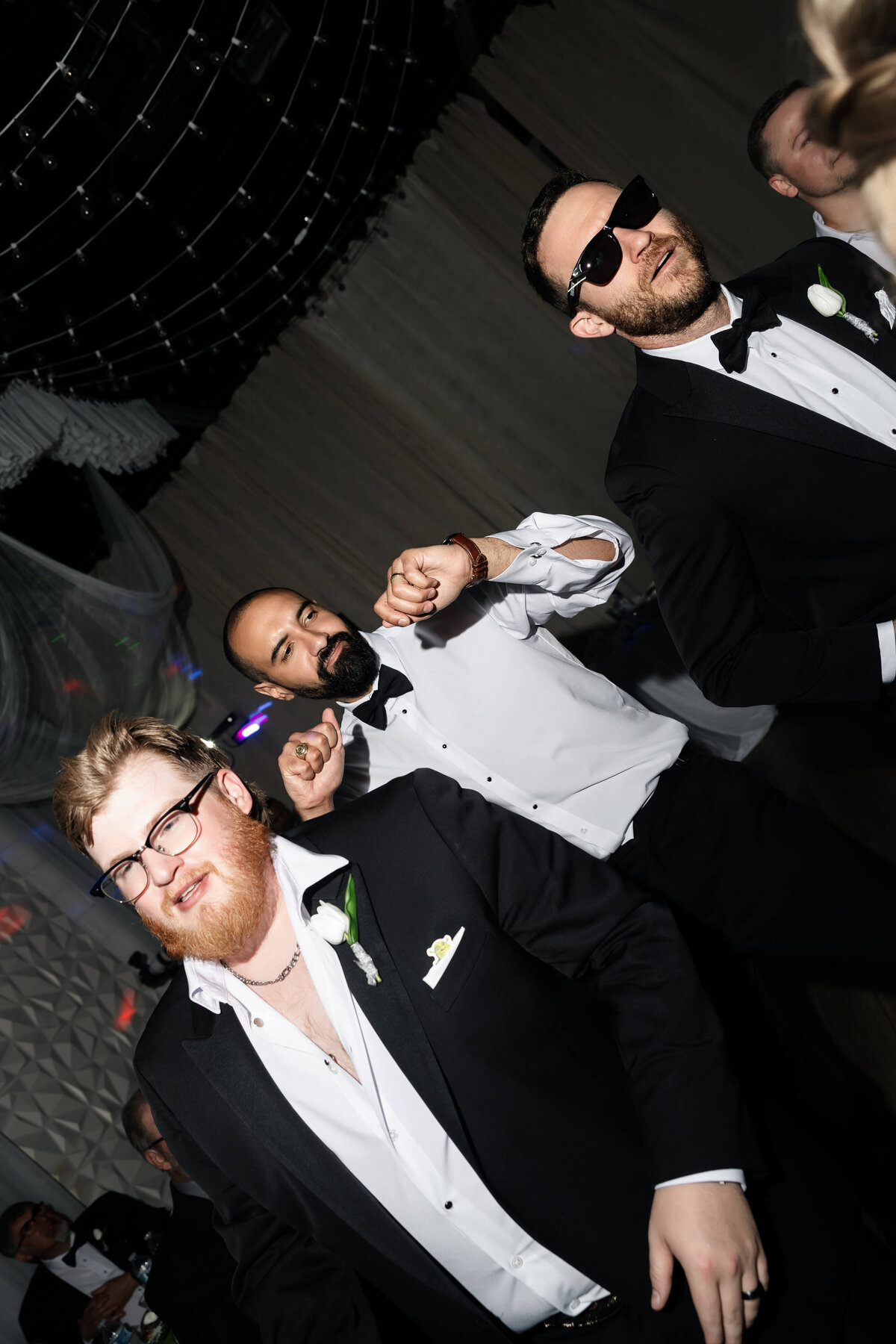 92riskyexposure_samantha-rydge_las-vegas-elopement-photography